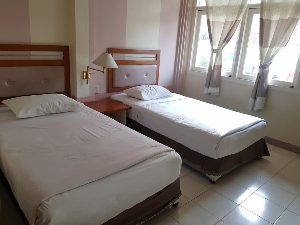 Casa Holiday Hotel Sha 피차눌로크 외부 사진