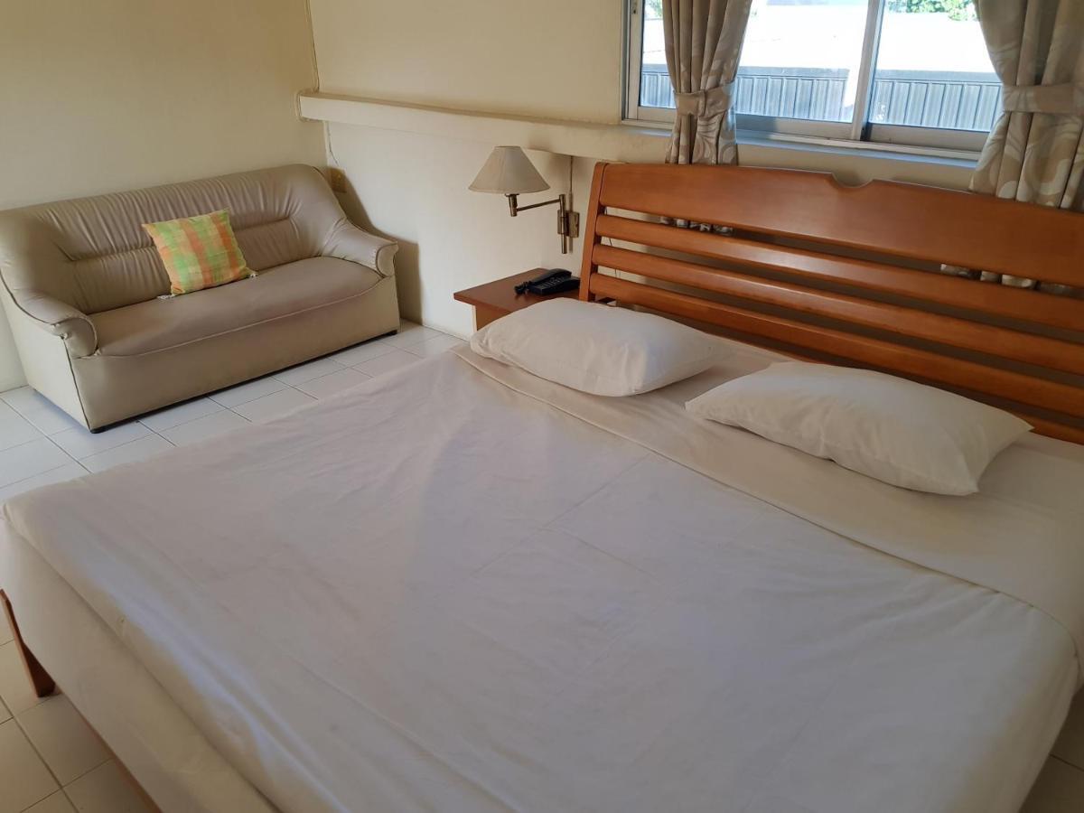 Casa Holiday Hotel Sha 피차눌로크 외부 사진